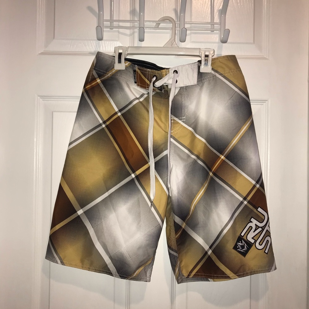 NWOT.  Rusty Size 20 Board Shorts Yellow
